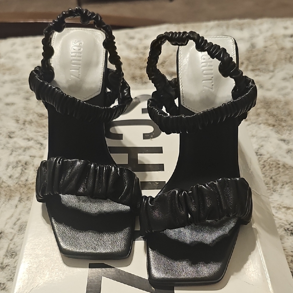 SCHUTZ Black Sandals with Sleek Design